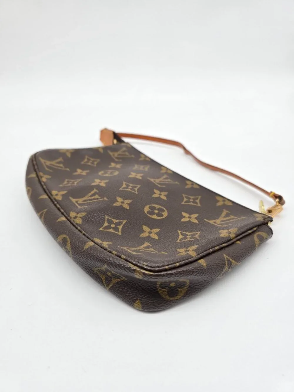 Authentic Louis Vuitton Pochette Accessoires Monogram Canvas Shoulder Bag